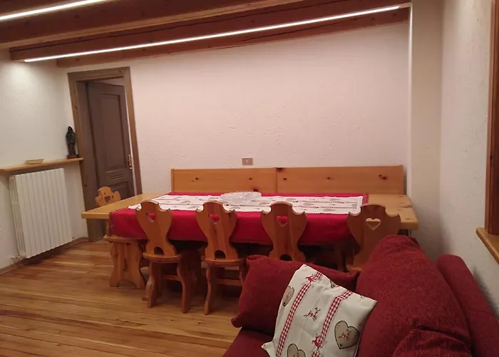 Dağ evi Rini